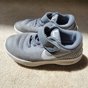 Nike Flex Experience RN 7 Shoes